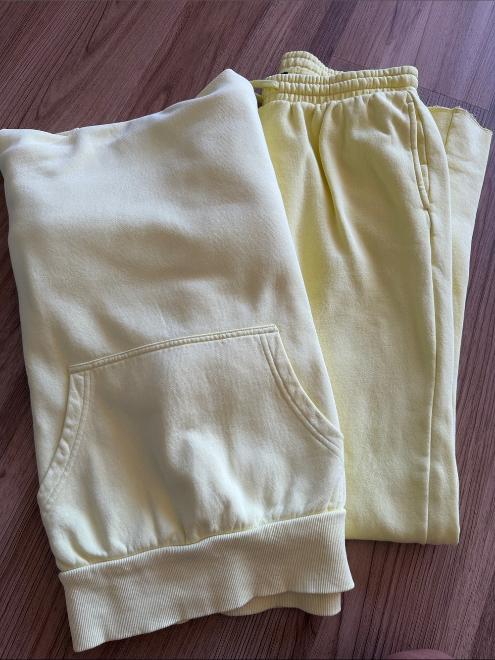 Women's Soft Yellow Hoodie & Sweatpants Set - Cozy Everyday Loungewear